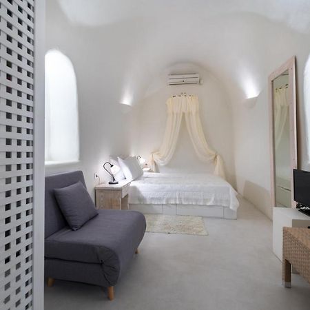 Christina'S Cave House Villa Фира Екстериор снимка