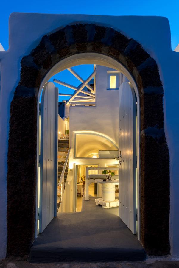 Christina'S Cave House Villa Фира Екстериор снимка