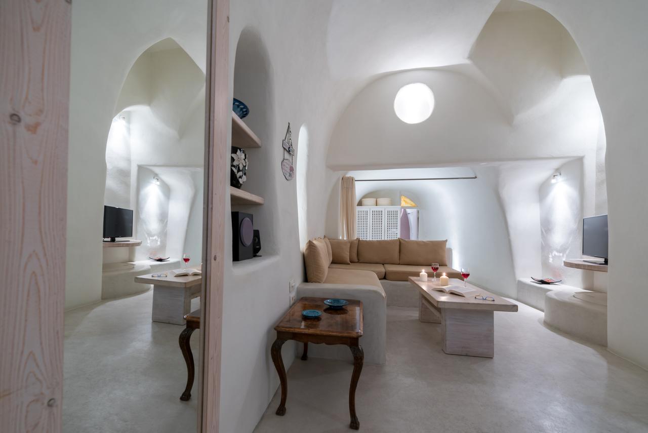 Christina'S Cave House Villa Фира Екстериор снимка