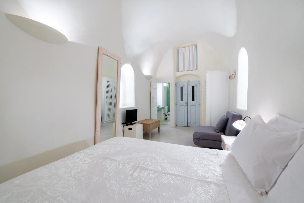 Christina'S Cave House Villa Фира Екстериор снимка